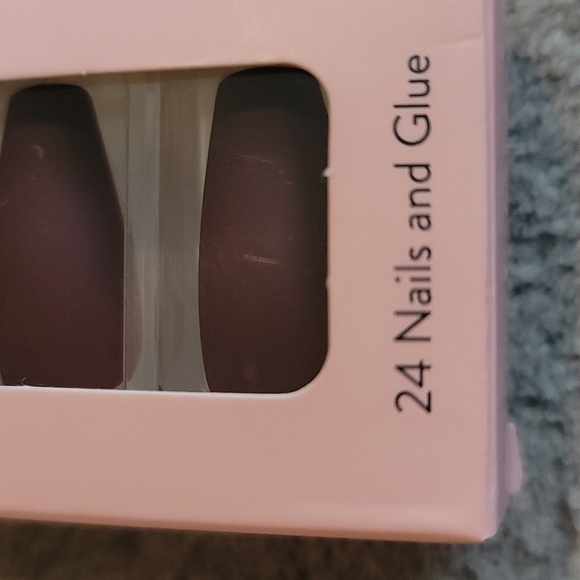 Tip Beauty Coffin Nails Sets (Maroon/Lt Blush) - Picture 4 of 10